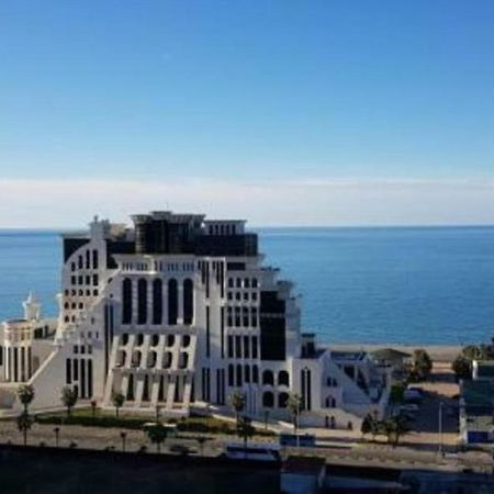 Tamar'S Apartment On Inasaridze 7A บาทูมิ ภายนอก รูปภาพ