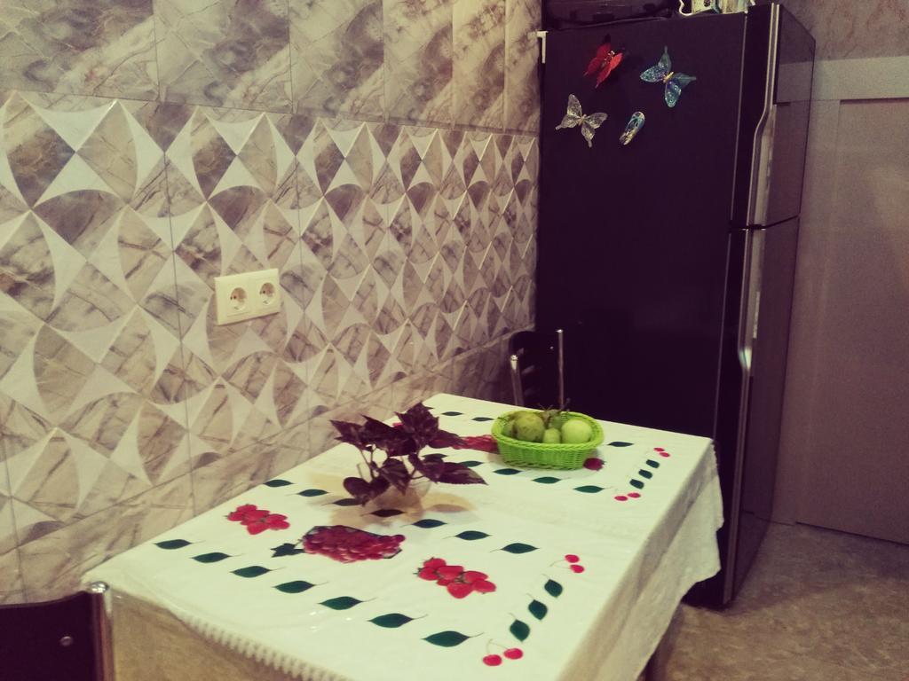 Tamar'S Apartment On Inasaridze 7A บาทูมิ ภายนอก รูปภาพ