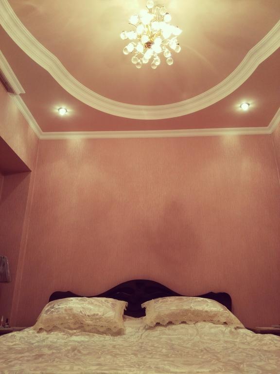 Tamar'S Apartment On Inasaridze 7A บาทูมิ ภายนอก รูปภาพ